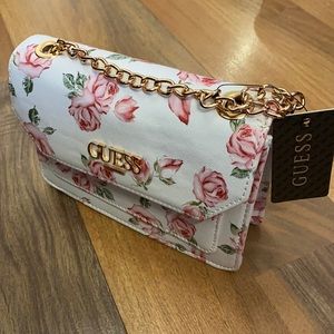 👜 GUESS CROSSBODY BAG